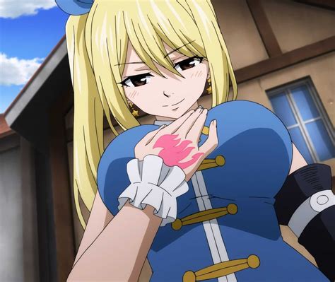 lucy heartfilia hot